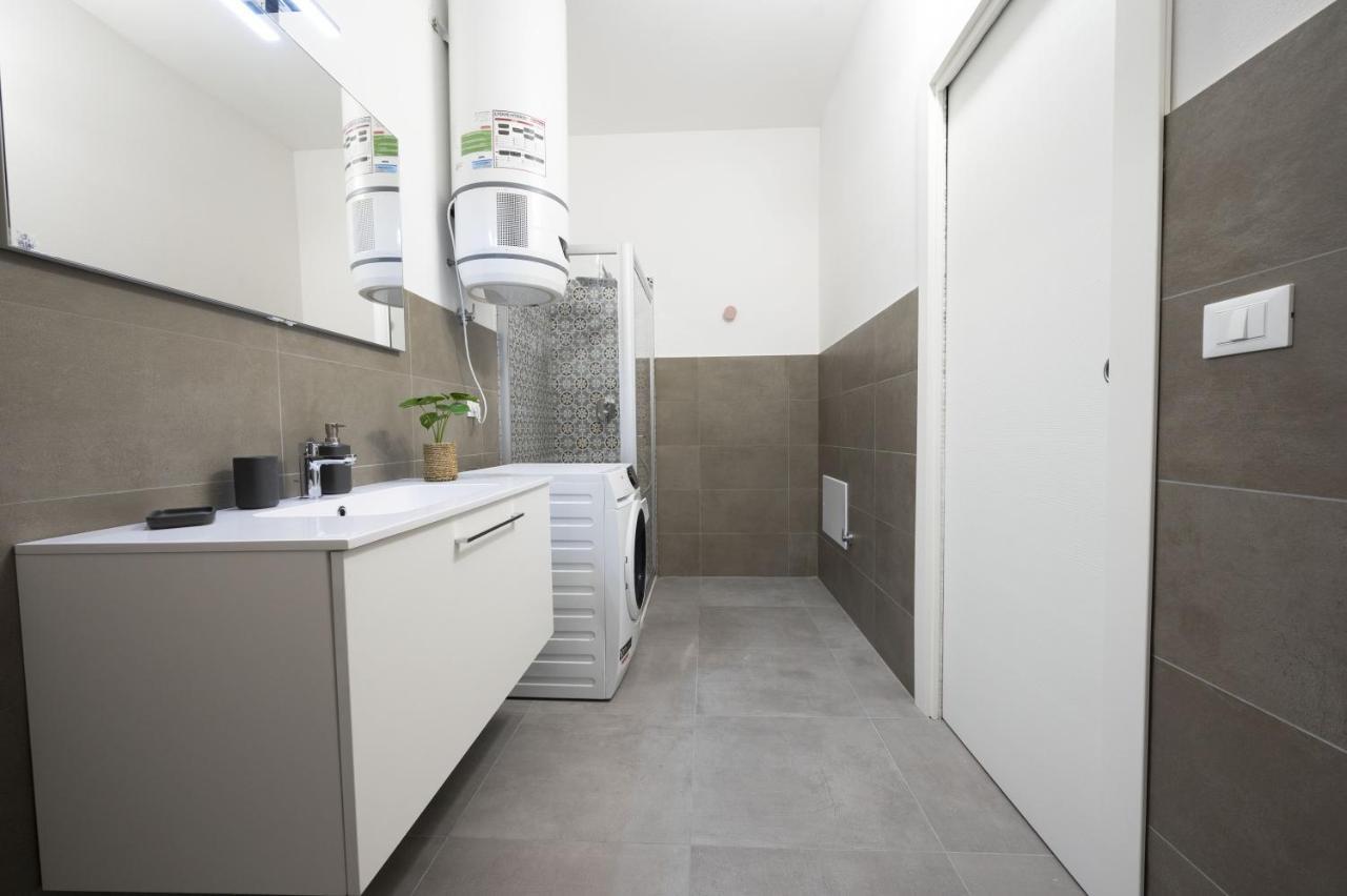 Getthekey Lenzi Suites Bologna Buitenkant foto